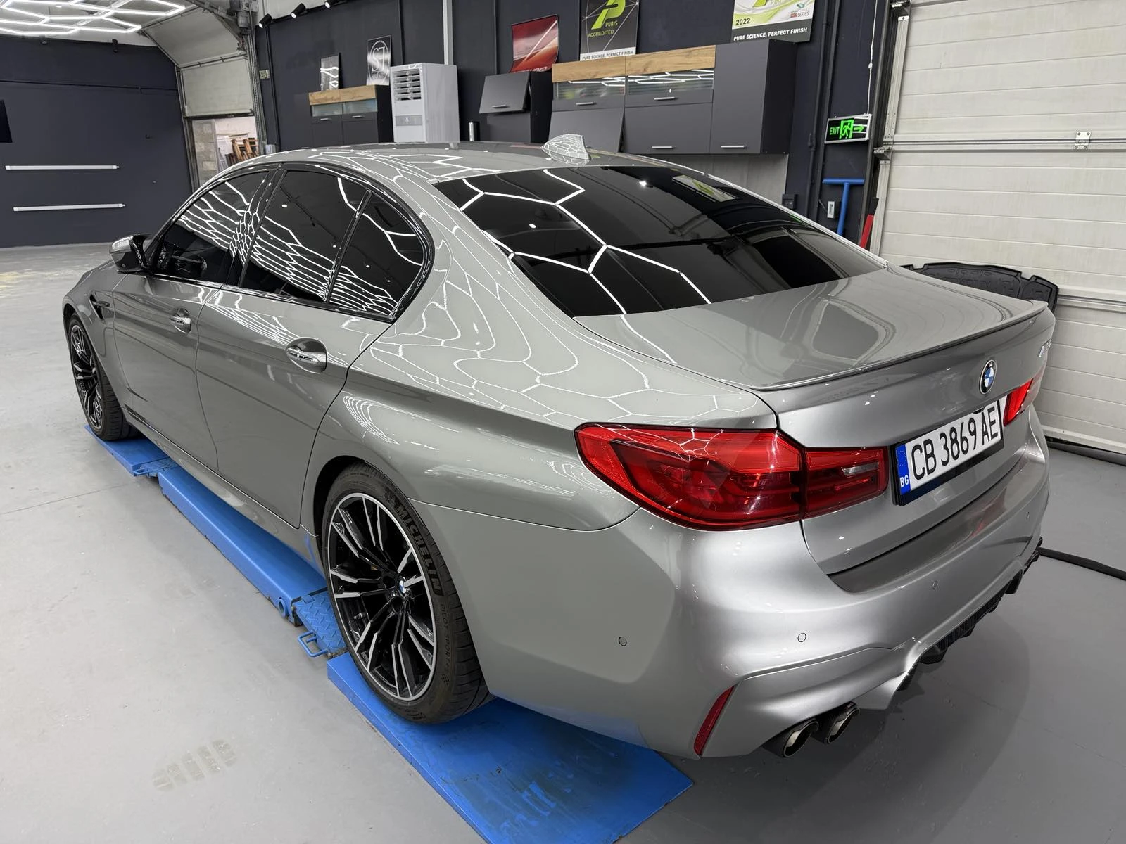 BMW M5 Competition Carbon Ceramic - изображение 4 | Auto.bg BMW M5 Competition Carbon Ceramic - изображение 4