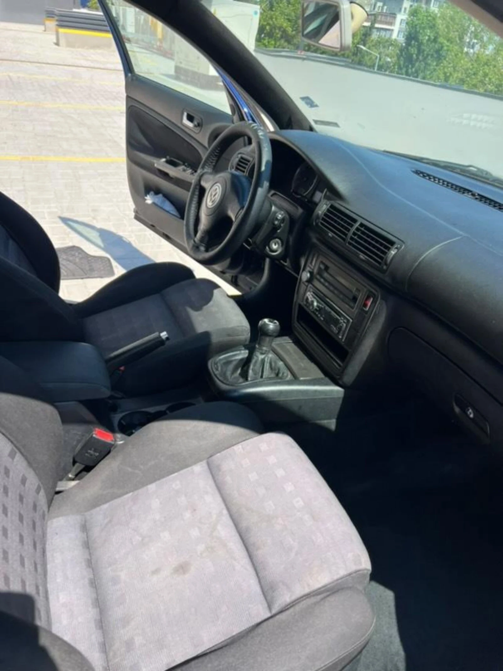 VW Passat Газ-бензин 1.8т - изображение 8 | Auto.bg VW Passat Газ-бензин 1.8т - изображение 8