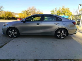 Kia Forte * 2.0i РЪЧКА 11740КМ* - 30000 лв. / 15338.76 € - 57508873 7 | Car24.bg Kia Forte * 2.0i РЪЧКА 11740КМ* - 30000 лв. / 15338.76 € - 57508873 7