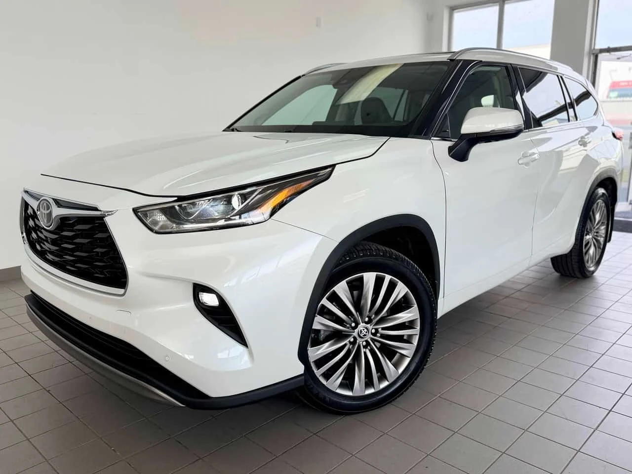 Toyota Highlander Limited AWD/CARFAX/ФИНАНСИРАНЕ | Auto.bg — изображение 1 Toyota Highlander Limited AWD/CARFAX/ФИНАНСИРАНЕ | Auto.bg — изображение 1