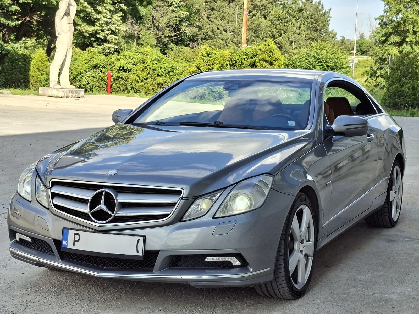 Mercedes-Benz E 350 Купе | Auto.bg — изображение 1 Mercedes-Benz E 350 Купе | Auto.bg — изображение 1