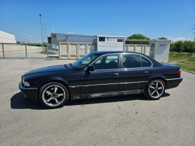  BMW 735