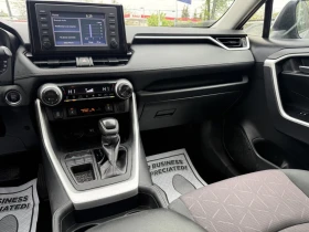 Toyota Rav4 XLE AWD | HTD LEATHER | SUNROOF | CARPLAY - 20515 € / 40123.85 лв. - 69024068 11 | Car24.bg Toyota Rav4 XLE AWD | HTD LEATHER | SUNROOF | CARPLAY - 20515 € / 40123.85 лв. - 69024068 11