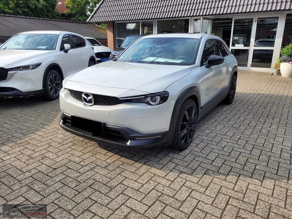 Mazda MX-30 eSKYACTIV/110HP/MAKOTO/PANO/HUD/MEMO/360/BOSE/998g | Auto.bg — изображение 1 Mazda MX-30 eSKYACTIV/110HP/MAKOTO/PANO/HUD/MEMO/360/BOSE/998g | Auto.bg — изображение 1