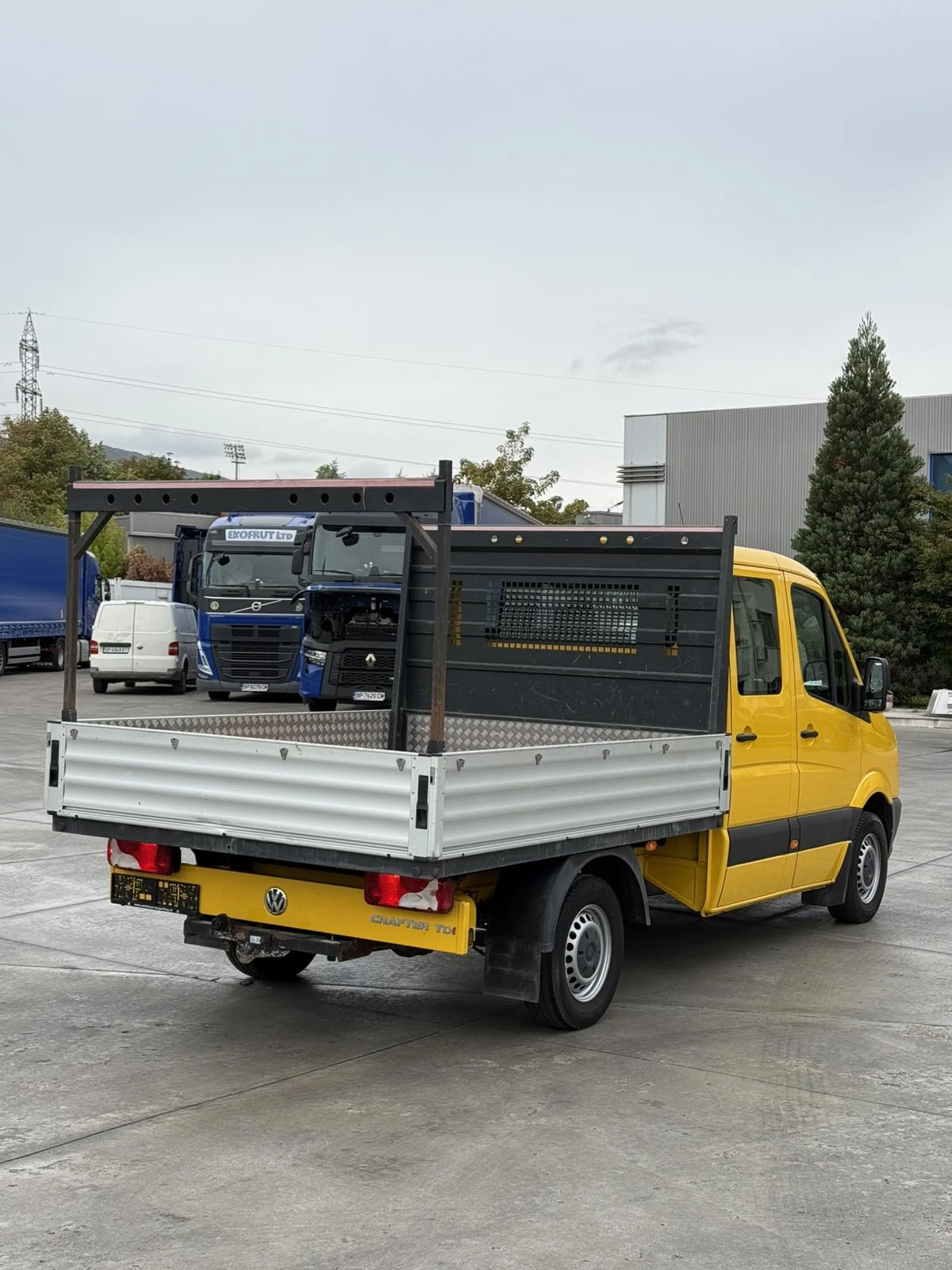 VW Crafter 68000 км!!! Перфектен 2.0 Tdi - 140 к.с!!! - изображение 4 | Auto.bg VW Crafter 68000 км!!! Перфектен 2.0 Tdi - 140 к.с!!! - изображение 4