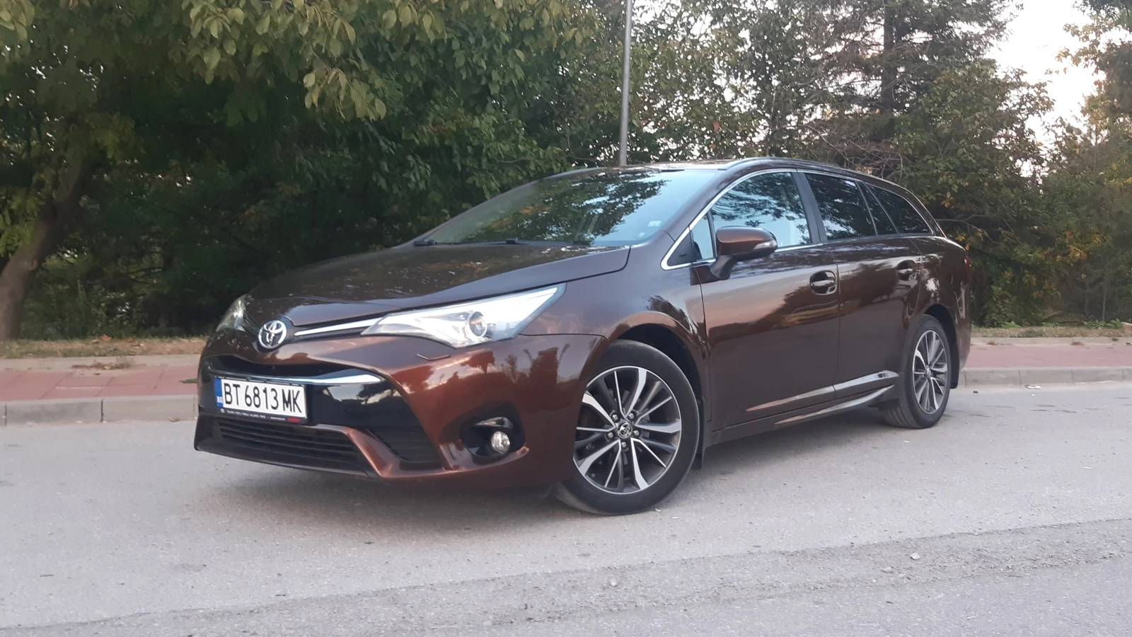 Toyota Avensis 1.8 VVTI | Auto.bg — изображение 1 Toyota Avensis 1.8 VVTI | Auto.bg — изображение 1
