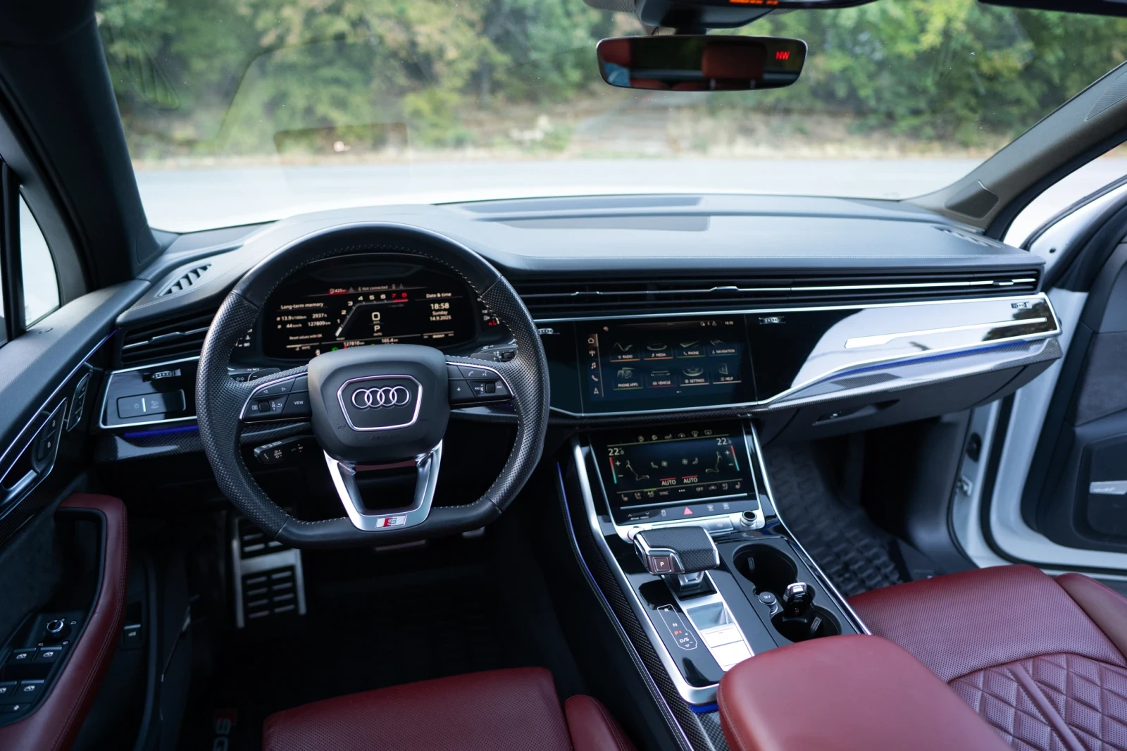 Audi SQ7 Карбон, Масаж, Обдухване, B. O. ФУЛ ЕКСТРИ - изображение 9 | Auto.bg Audi SQ7 Карбон, Масаж, Обдухване, B. O. ФУЛ ЕКСТРИ - изображение 9