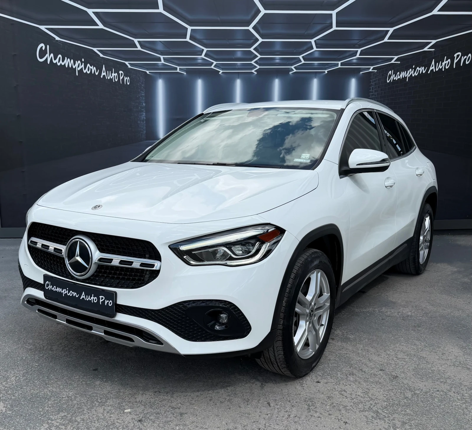 Mercedes-Benz GLA 250 39000 km | Auto.bg — изображение 1 Mercedes-Benz GLA 250 39000 km | Auto.bg — изображение 1