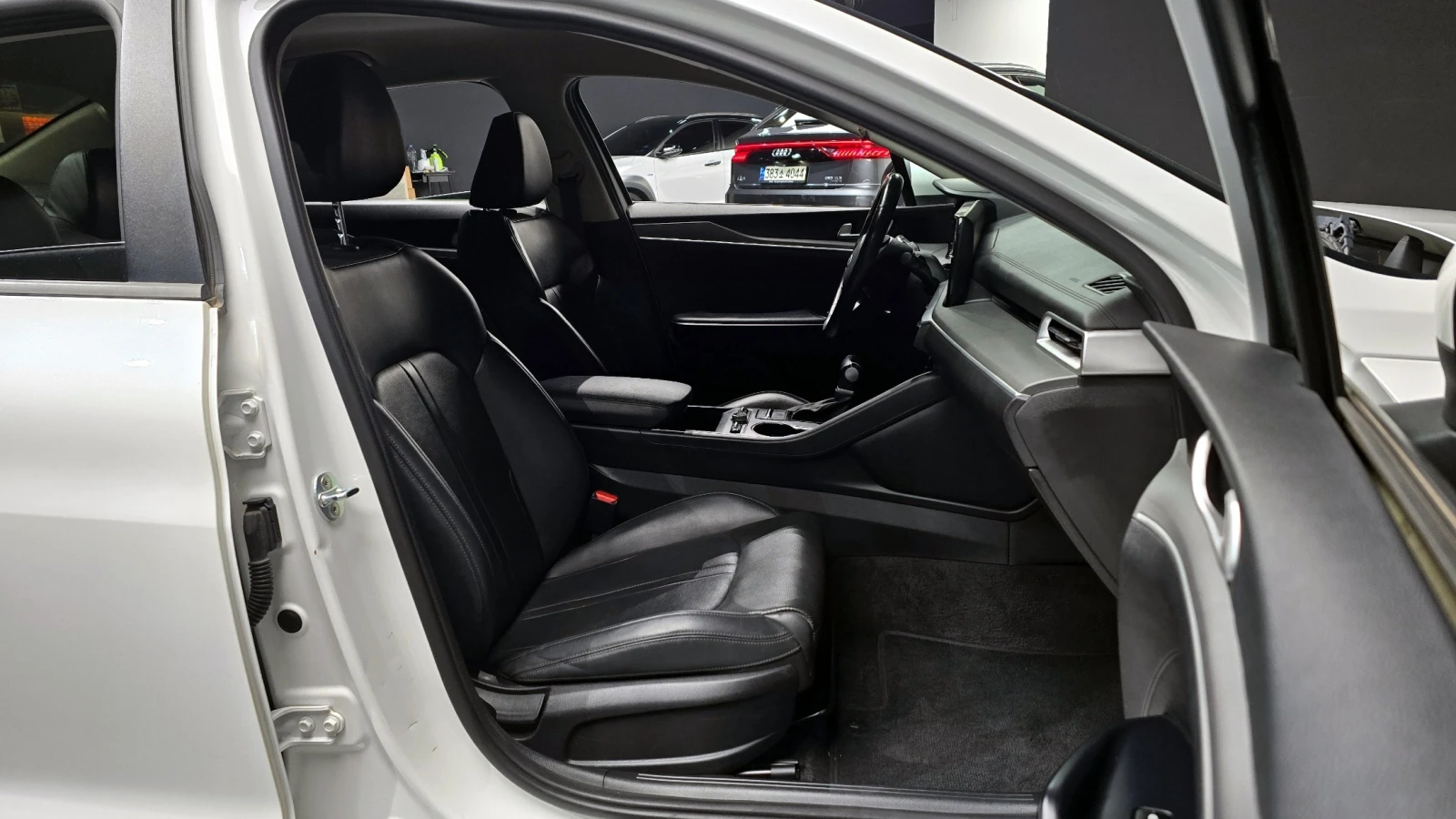 Kia K5 2.0 LPG НАЙ-ДОБРА ЦЕНА - изображение 9 | Auto.bg Kia K5 2.0 LPG НАЙ-ДОБРА ЦЕНА - изображение 9