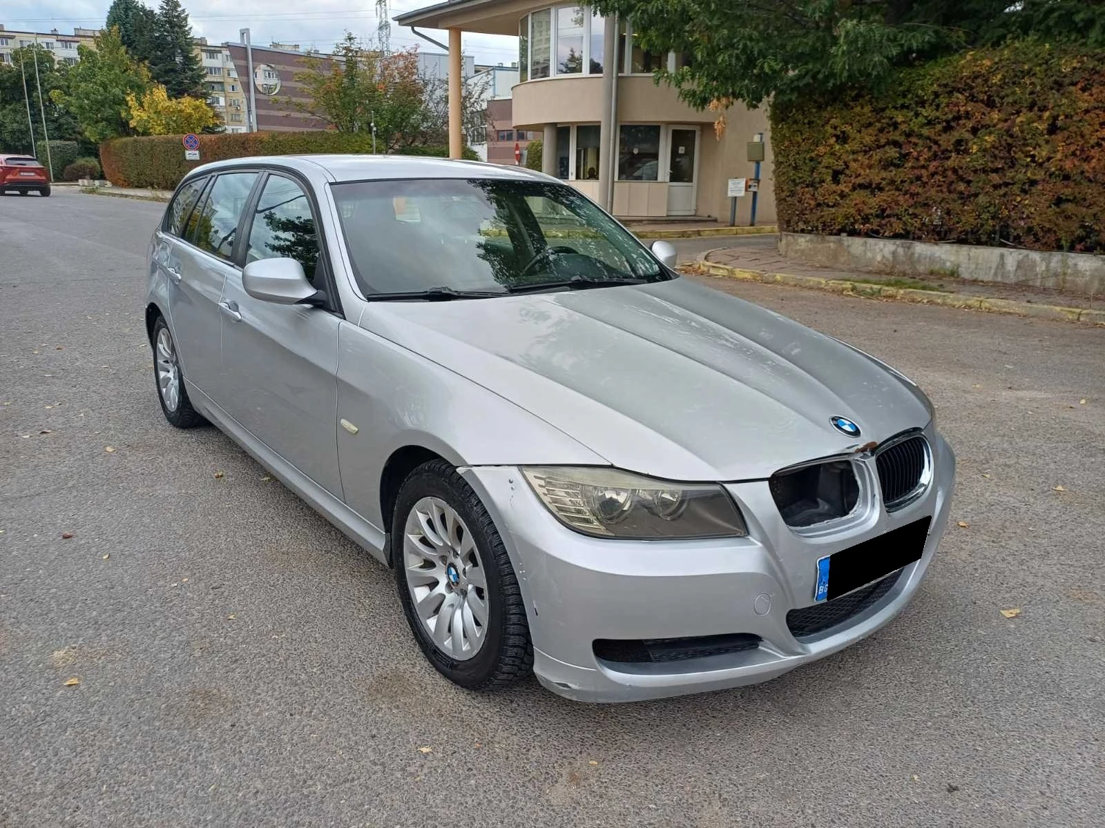 BMW 320 d Touring xDrive | Auto.bg — изображение 1 BMW 320 d Touring xDrive | Auto.bg — изображение 1