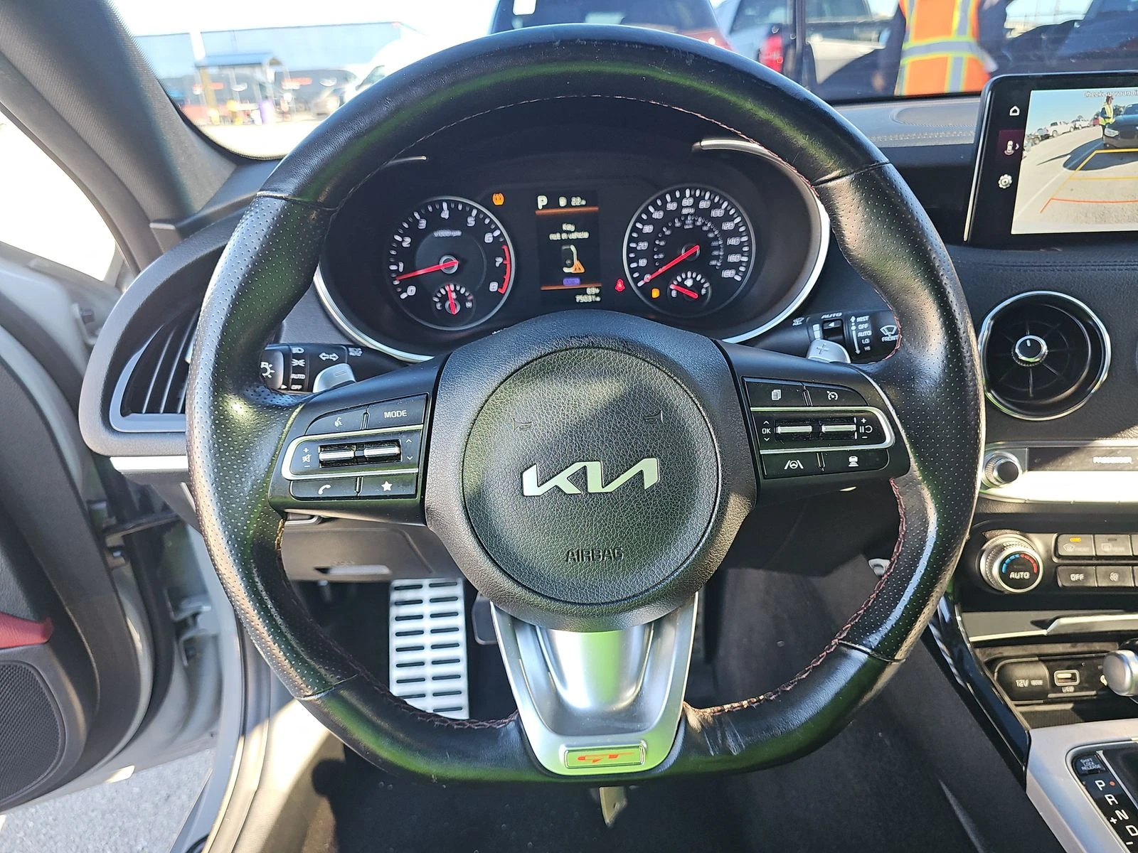 Kia Stinger * GT1* 4x4* PANO - изображение 10 | Auto.bg Kia Stinger * GT1* 4x4* PANO - изображение 10