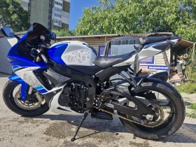 Suzuki Gsxr 750 | Auto.bg — изображение 3 Suzuki Gsxr 750 | Auto.bg — изображение 3