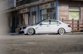 Mercedes-Benz E 63 AMG TIFFANY САЛОН/BRABUS 700 PACKAGE/FACELIFT RETROFIT | Auto.bg — изображение 5 Mercedes-Benz E 63 AMG TIFFANY САЛОН/BRABUS 700 PACKAGE/FACELIFT RETROFIT | Auto.bg — изображение 5