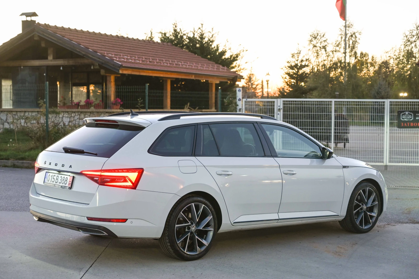 Skoda Superb 2.0TDI* Sportline* Germany - изображение 6 | Auto.bg Skoda Superb 2.0TDI* Sportline* Germany - изображение 6