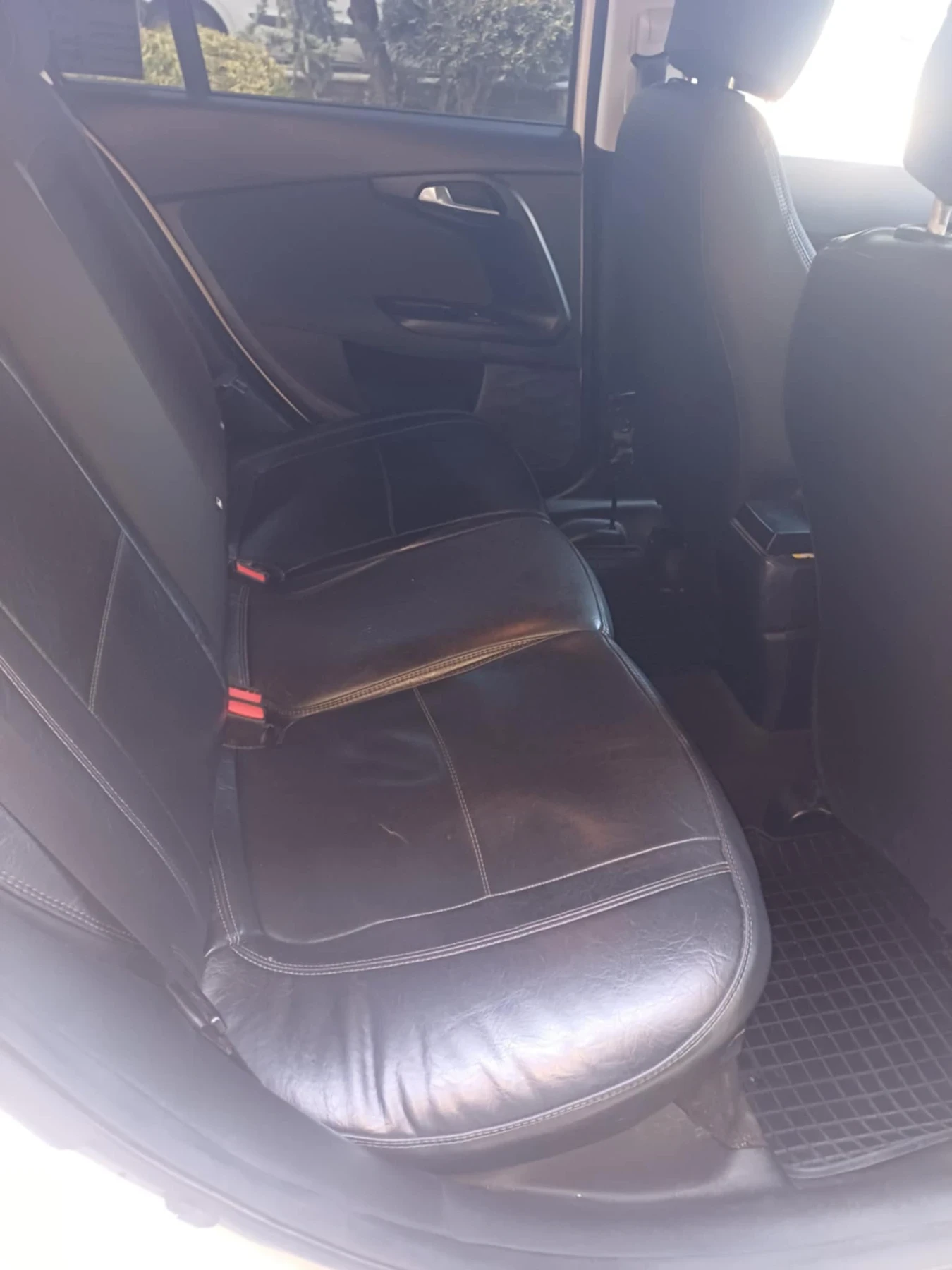 Fiat Tipo Full led 1.4 T-jet 120hp benzine LPG заводско - изображение 9 | Auto.bg Fiat Tipo Full led 1.4 T-jet 120hp benzine LPG заводско - изображение 9