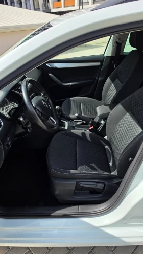 Skoda Octavia 2.0 TDI | Auto.bg — изображение 8 Skoda Octavia 2.0 TDI | Auto.bg — изображение 8