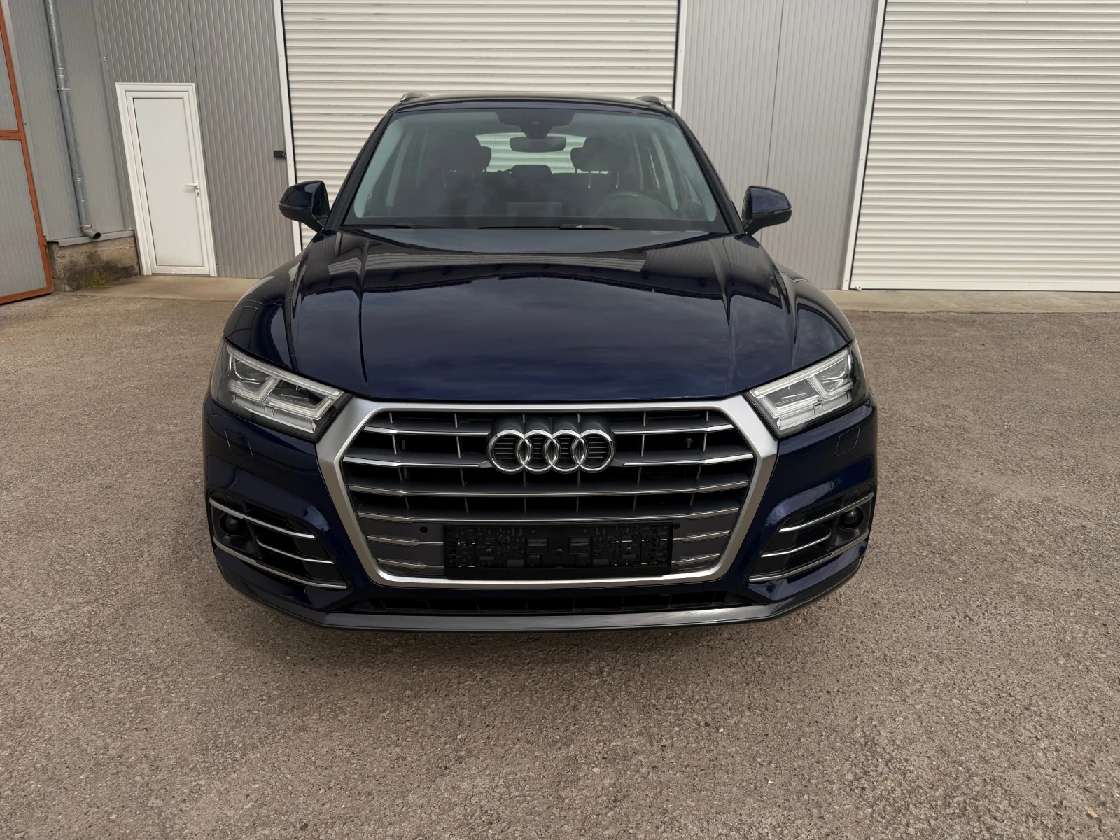 Audi Q5  2.0 TDI, 80000 км , Quattro 4x4  - изображение 2 | Auto.bg Audi Q5  2.0 TDI, 80000 км , Quattro 4x4  - изображение 2