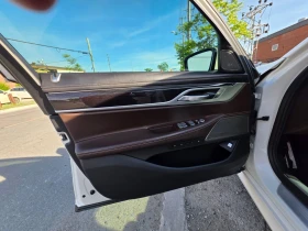 BMW 750 * 750i xDrive * CARFAX * ОПЦИЯ ЗА ФИНАНСИРАНЕ | Auto.bg — изображение 16 BMW 750 * 750i xDrive * CARFAX * ОПЦИЯ ЗА ФИНАНСИРАНЕ | Auto.bg — изображение 16