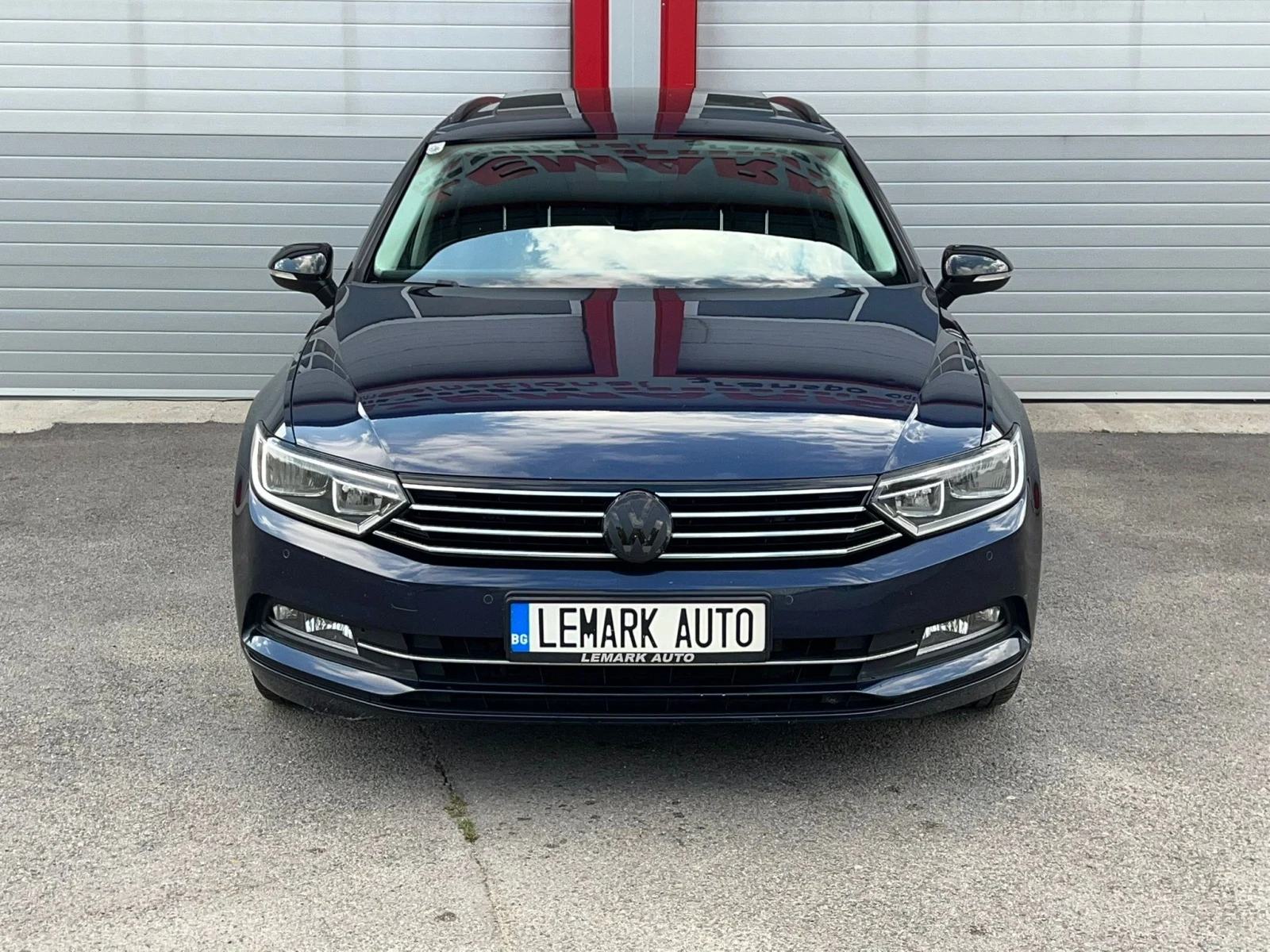 VW Passat 2.0TDI AUTOMATIK PANORAMA KEY LESS START STOP NAVI | Auto.bg — изображение 1 VW Passat 2.0TDI AUTOMATIK PANORAMA KEY LESS START STOP NAVI | Auto.bg — изображение 1