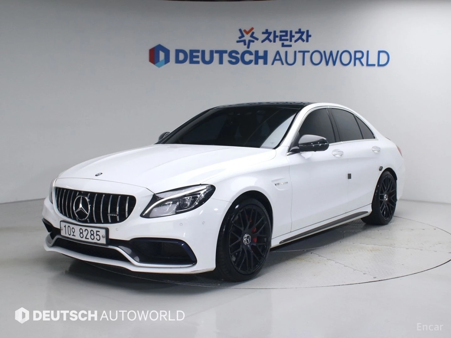 Mercedes-Benz C 63 AMG 360* HUD* КОЖА* НАВИ* ПАНО* АВТОКРЕДИТ | Auto.bg — изображение 1 Mercedes-Benz C 63 AMG 360* HUD* КОЖА* НАВИ* ПАНО* АВТОКРЕДИТ | Auto.bg — изображение 1