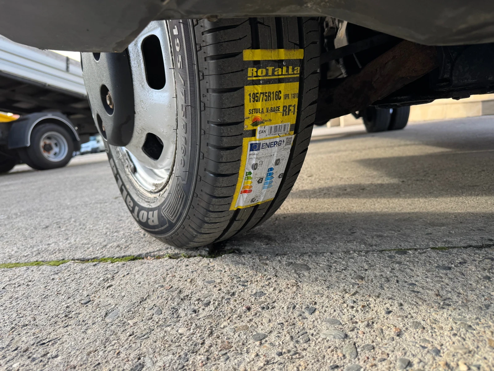 Iveco Daily 3.0HPI* 35C17* Климатик* 2 стр. Щора* Падащ борд - изображение 2 | Auto.bg Iveco Daily 3.0HPI* 35C17* Климатик* 2 стр. Щора* Падащ борд - изображение 2