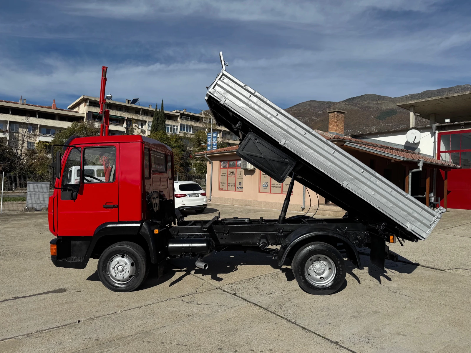 Man 8.163 тристранен самосвал 3.90м  - изображение 2 | Auto.bg Man 8.163 тристранен самосвал 3.90м  - изображение 2