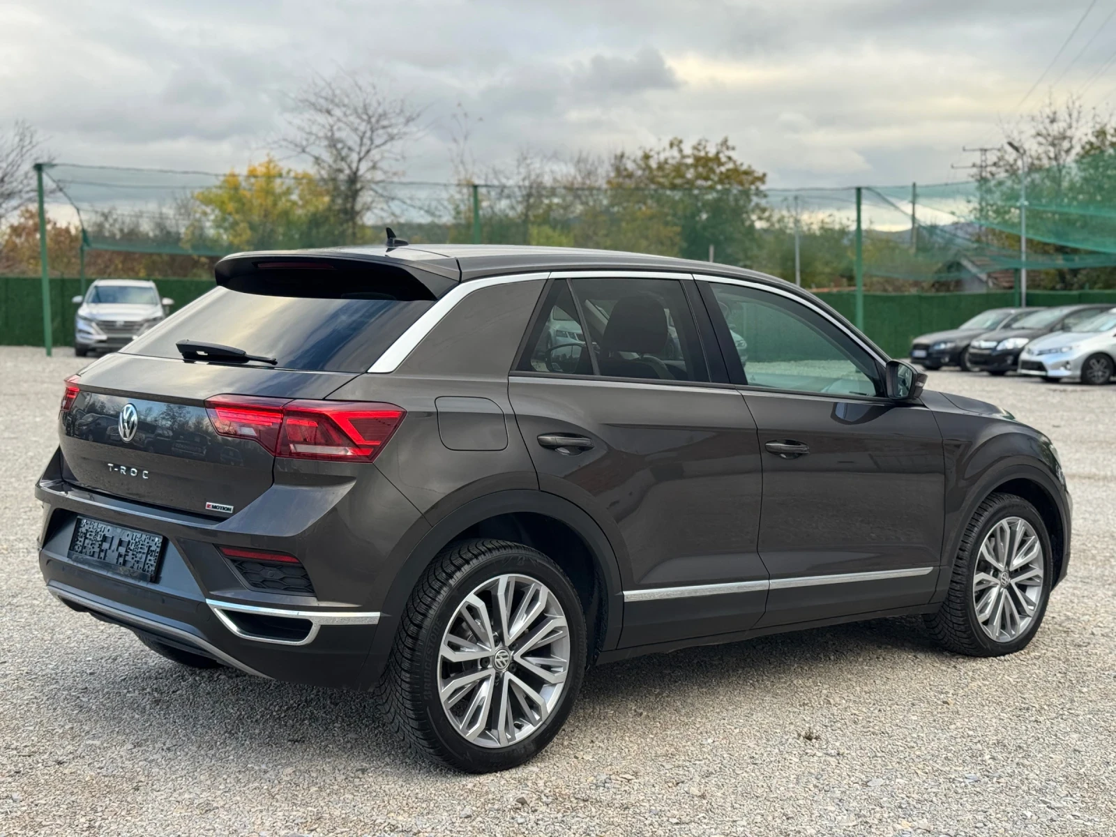 VW T-Roc Full Led, Digital, 4-Motion, Автомат, 150к.с - изображение 5 | Auto.bg VW T-Roc Full Led, Digital, 4-Motion, Автомат, 150к.с - изображение 5