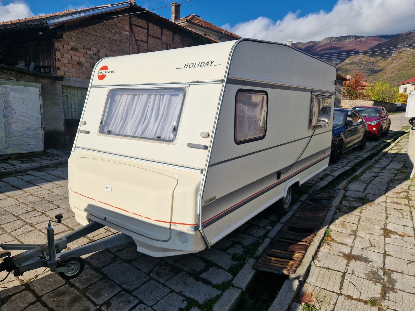 Каравана Burstner  - изображение 2 | Auto.bg Каравана Burstner  - изображение 2