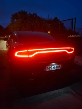 Dodge Charger SXT, Aвтоматик 8ZF, Pentastar, FULL, КОЖА, Камера | Mobile.bg — малка снимка 14