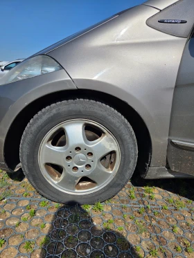 Mercedes-Benz A 180 - 2500 € / 4889.57 лв. - 43015178 13 | Car24.bg Mercedes-Benz A 180 - 2500 € / 4889.57 лв. - 43015178 13