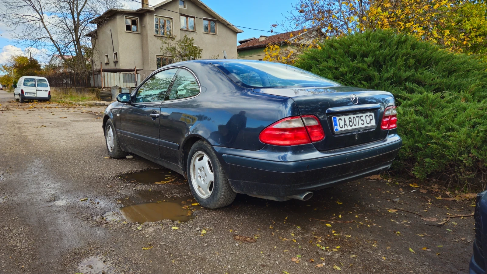 Mercedes-Benz CLK 2.0i/avtomat - изображение 3 | Auto.bg Mercedes-Benz CLK 2.0i/avtomat - изображение 3
