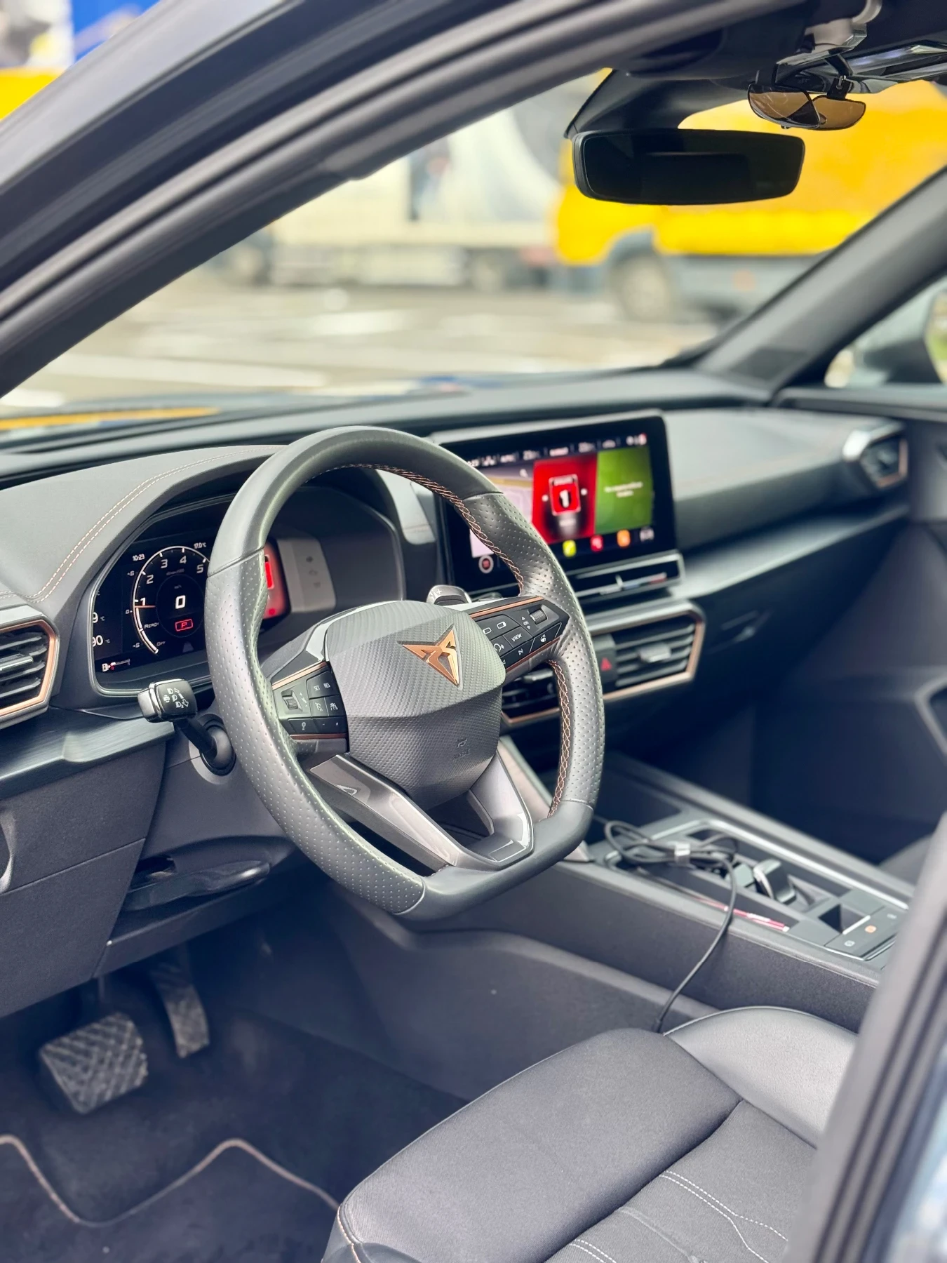 Cupra Formentor 2.0 TSI 190 HP 4Drive Euro 6 Limited  - изображение 7 | Auto.bg Cupra Formentor 2.0 TSI 190 HP 4Drive Euro 6 Limited  - изображение 7