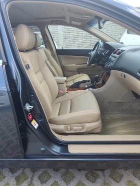 Honda Accord 2.4 benzin automatic facelift executive - 6800 € / 13299.64 лв. - 69534799 11 | Car24.bg Honda Accord 2.4 benzin automatic facelift executive - 6800 € / 13299.64 лв. - 69534799 11