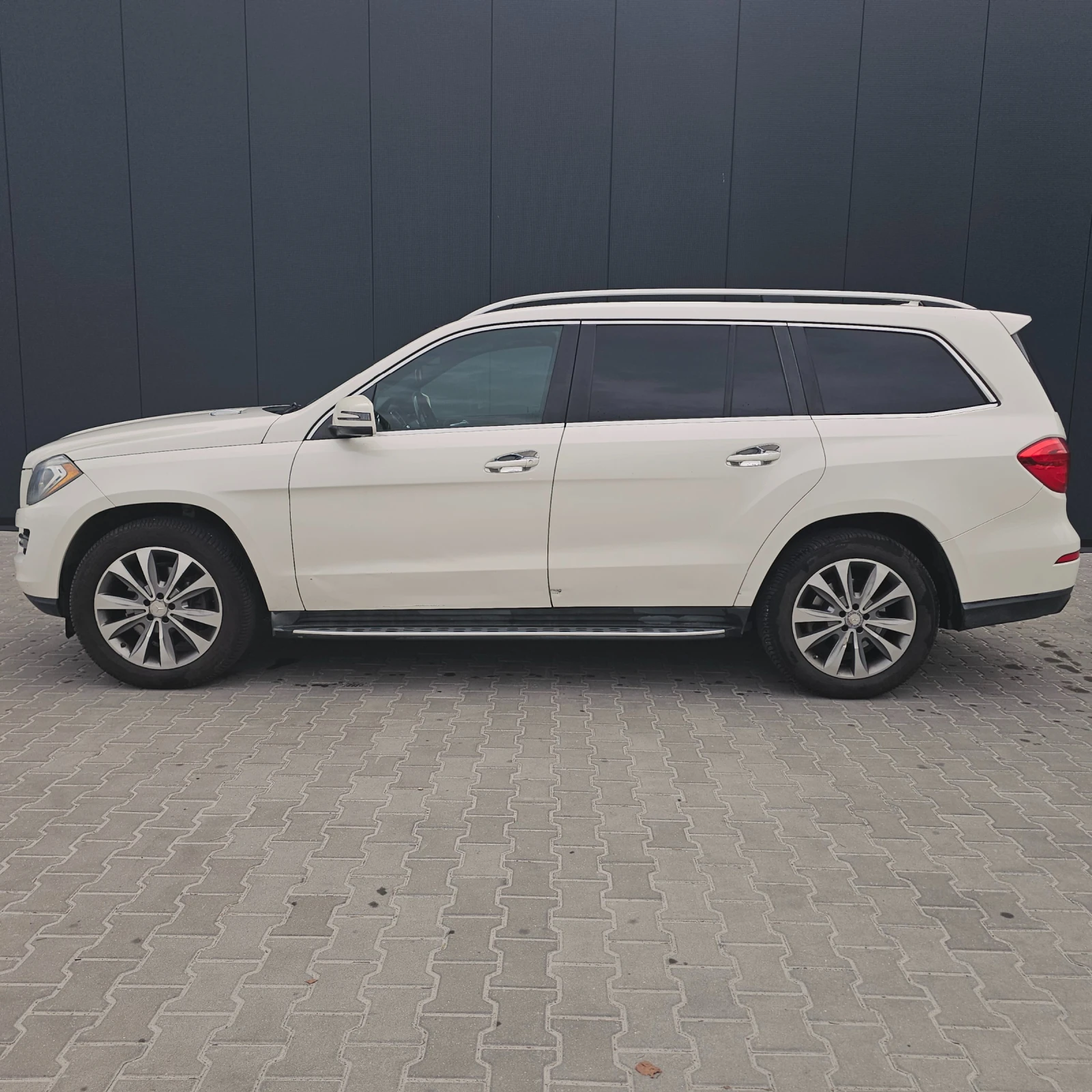 Mercedes-Benz GL 450 ПАНО* ОБДУХВАНЕ* ОБСЛУЖЕН - изображение 7 | Auto.bg Mercedes-Benz GL 450 ПАНО* ОБДУХВАНЕ* ОБСЛУЖЕН - изображение 7