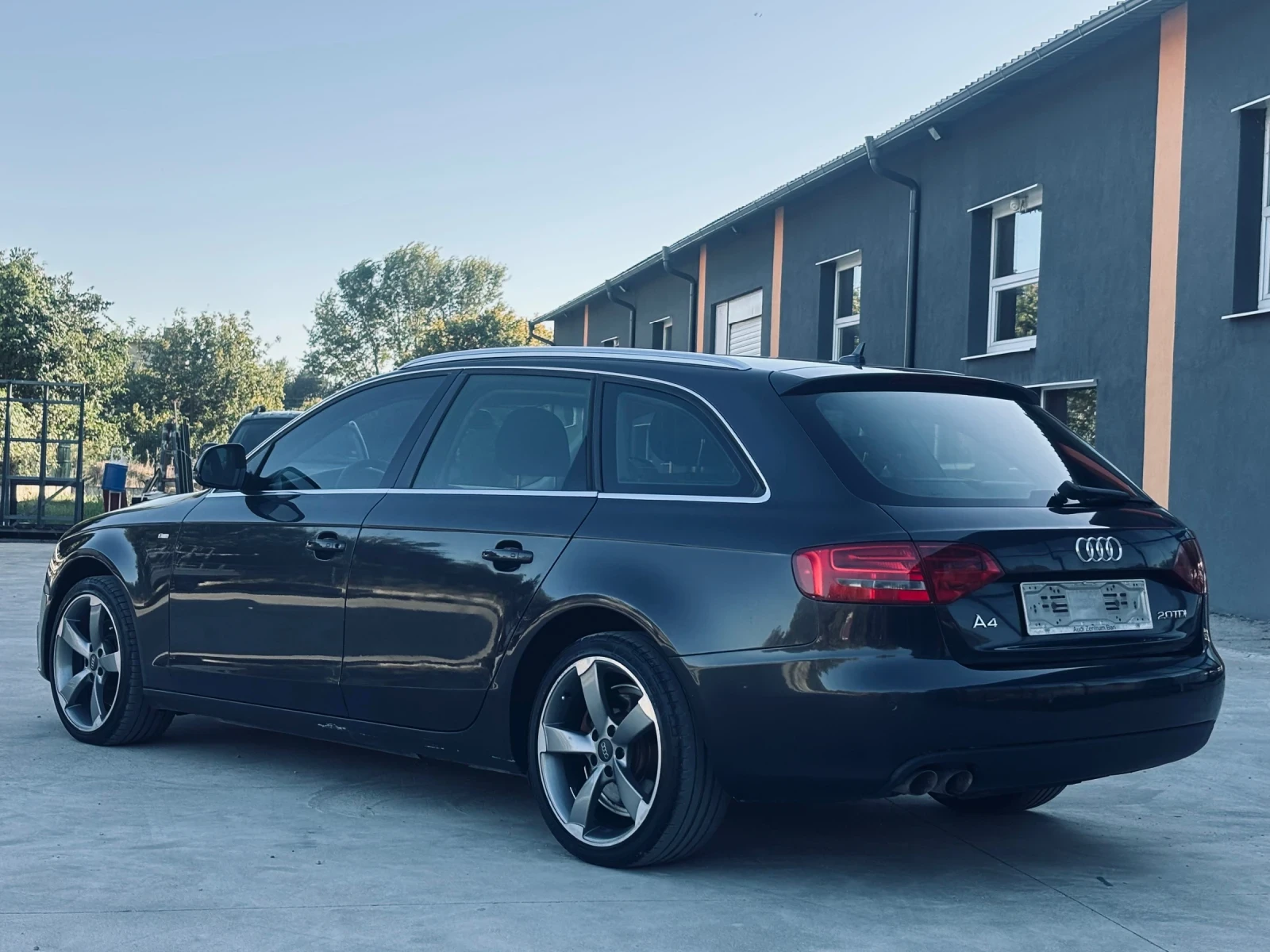 Audi A4 2.0 TDI - изображение 3 | Auto.bg Audi A4 2.0 TDI - изображение 3