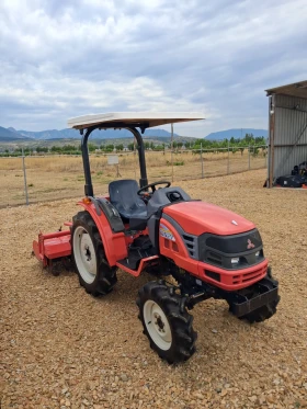 Трактор Kubota Скайтрак | Auto.bg — изображение 3 Трактор Kubota Скайтрак | Auto.bg — изображение 3