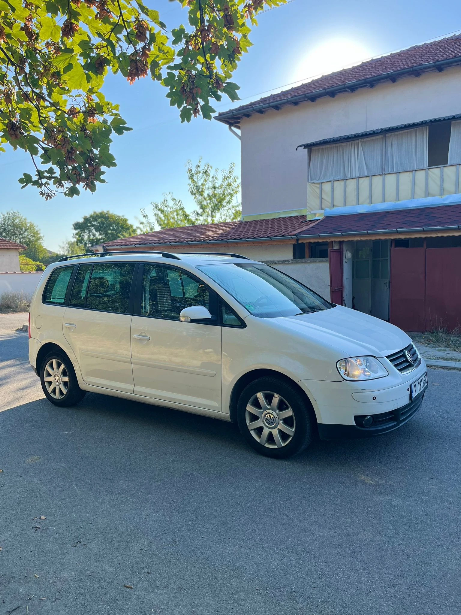 VW Touran  - изображение 2 | Auto.bg VW Touran  - изображение 2