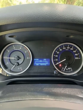 Toyota Hilux 2.5 4х4 | Auto.bg — изображение 14 Toyota Hilux 2.5 4х4 | Auto.bg — изображение 14