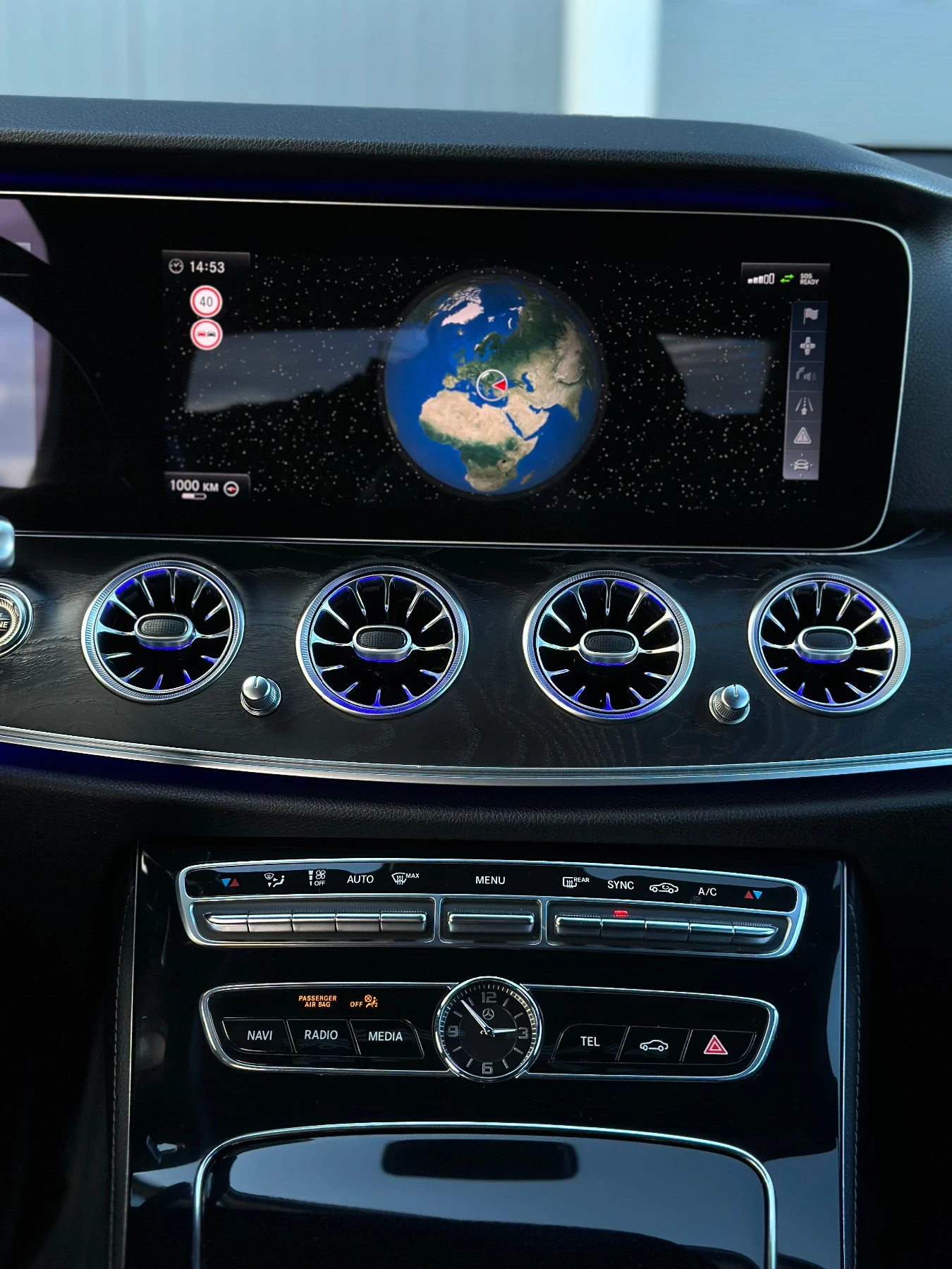 Mercedes-Benz E 220 РеалниКМ, AMG, BURMESTER, MULTIBEAM - изображение 10 | Auto.bg Mercedes-Benz E 220 РеалниКМ, AMG, BURMESTER, MULTIBEAM - изображение 10