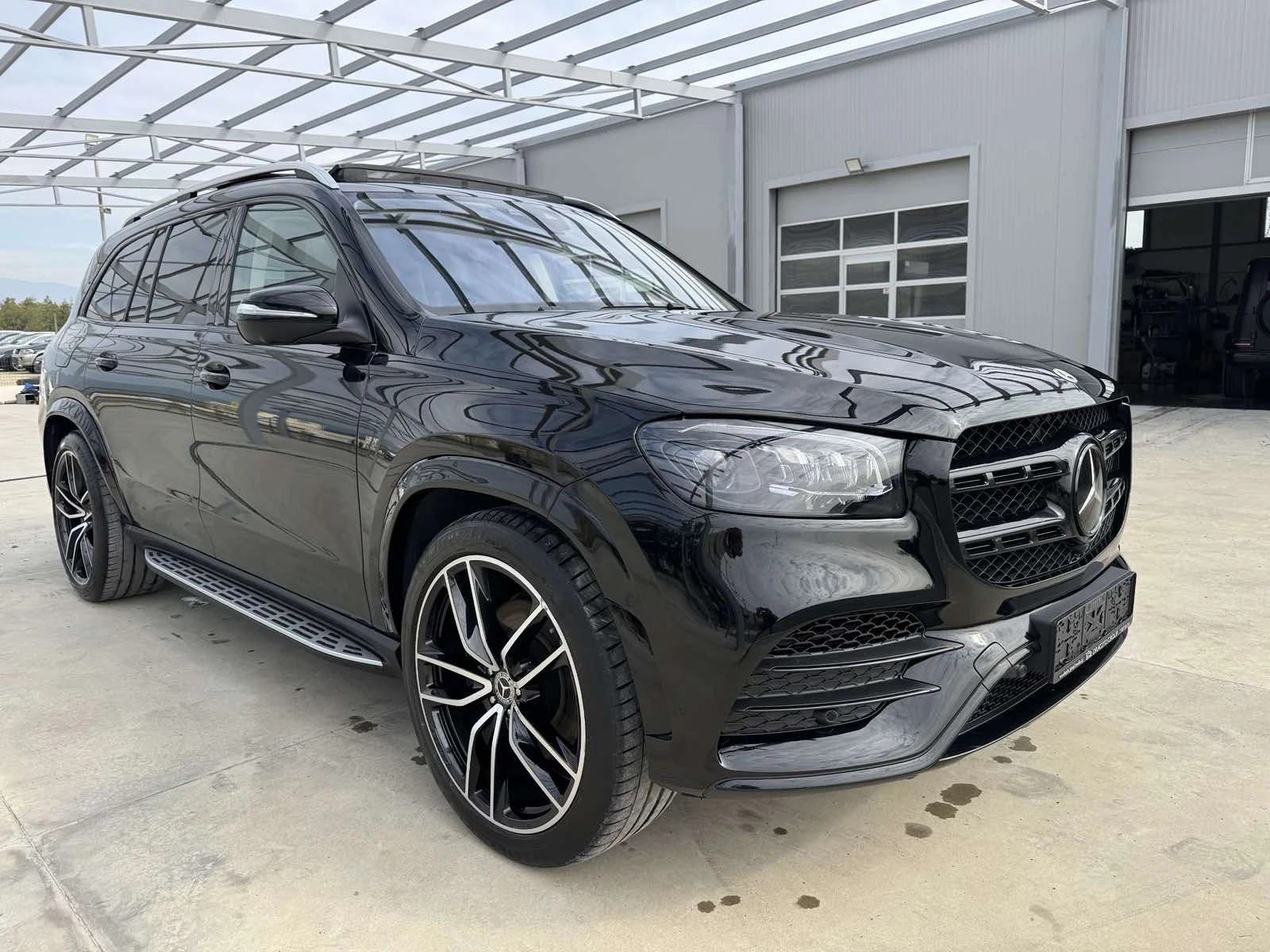 Mercedes-Benz GLS 400  d* 330ps* 4M* AMG Line* 7м* 3xTV* Night * 360*  - изображение 7 | Auto.bg Mercedes-Benz GLS 400  d* 330ps* 4M* AMG Line* 7м* 3xTV* Night * 360*  - изображение 7