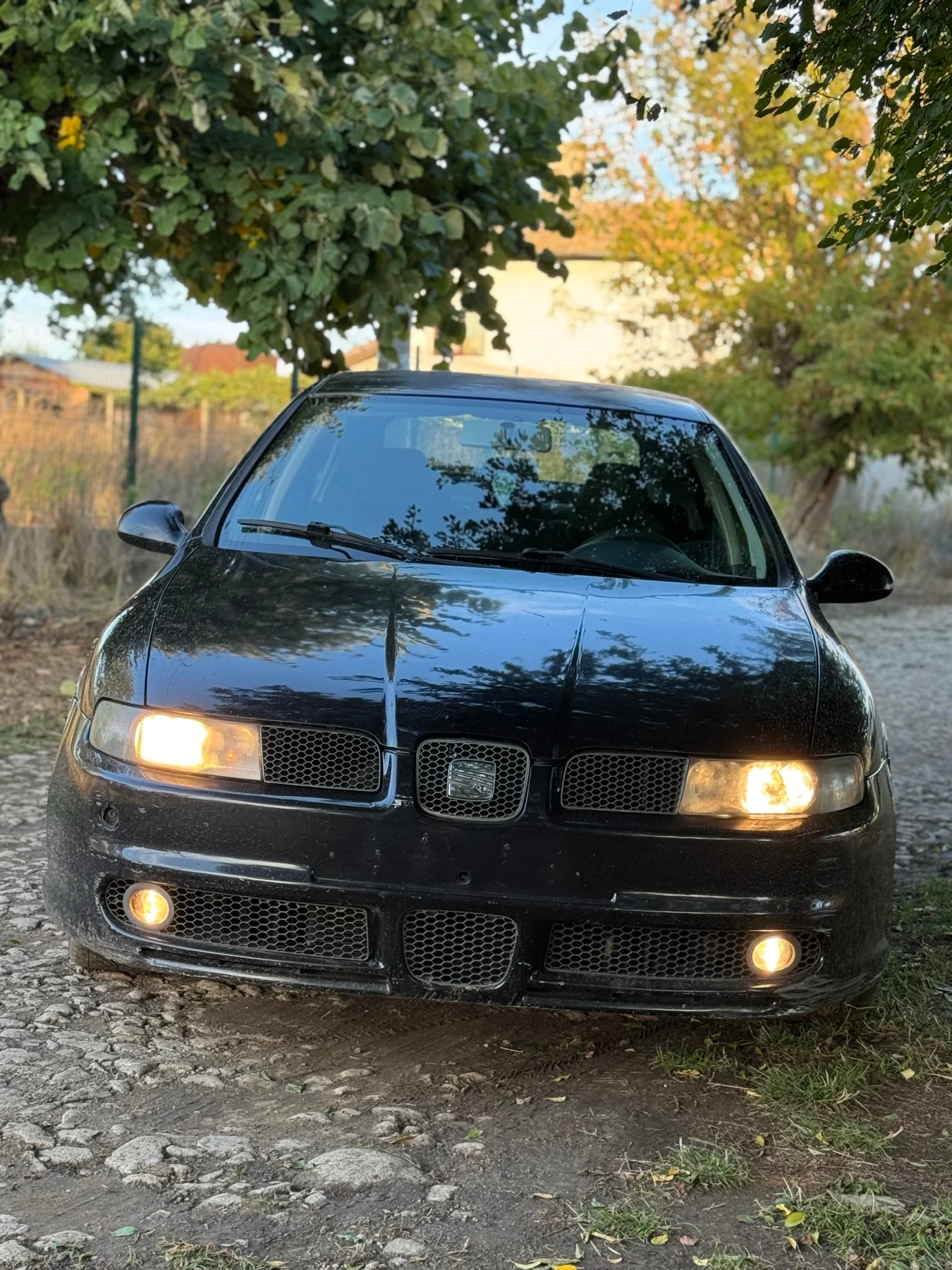 Seat Leon 1.9 TDI FR 131кс - изображение 4 | Auto.bg Seat Leon 1.9 TDI FR 131кс - изображение 4