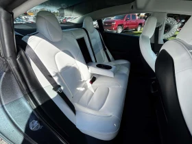 Tesla Model 3 * Performance * CARFAX * Панорамен покрив * - 25200 € / 49286.92 лв. - 64488401 9 | Car24.bg Tesla Model 3 * Performance * CARFAX * Панорамен покрив * - 25200 € / 49286.92 лв. - 64488401 9