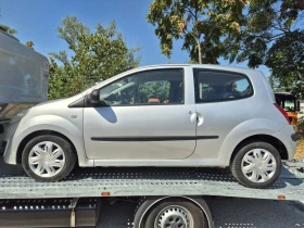 Renault Twingo undefined | Auto.bg — изображение 2 Renault Twingo undefined | Auto.bg — изображение 2