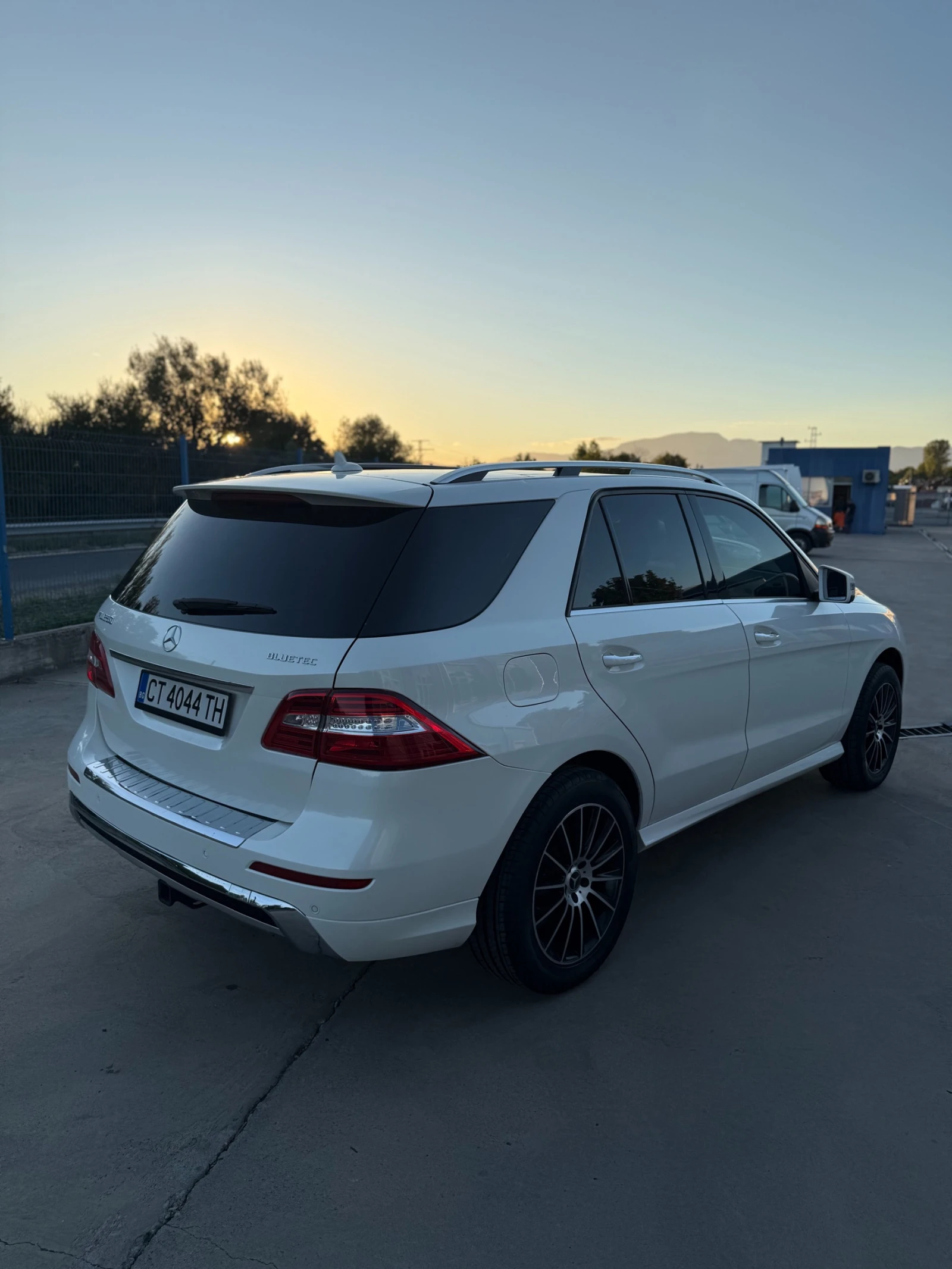 Mercedes-Benz ML 350 AMG LINE* FULL LED* INTELIGENT LIGHT SYSTEM - изображение 8 | Auto.bg Mercedes-Benz ML 350 AMG LINE* FULL LED* INTELIGENT LIGHT SYSTEM - изображение 8