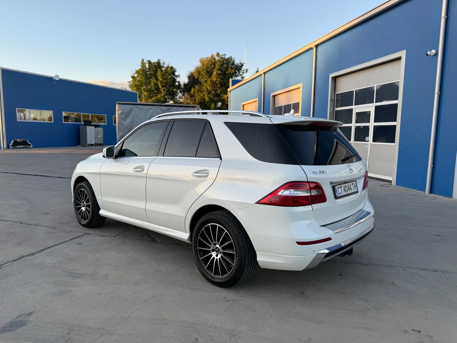 Mercedes-Benz ML 350 AMG LINE* FULL LED* INTELIGENT LIGHT SYSTEM - изображение 7 | Auto.bg Mercedes-Benz ML 350 AMG LINE* FULL LED* INTELIGENT LIGHT SYSTEM - изображение 7