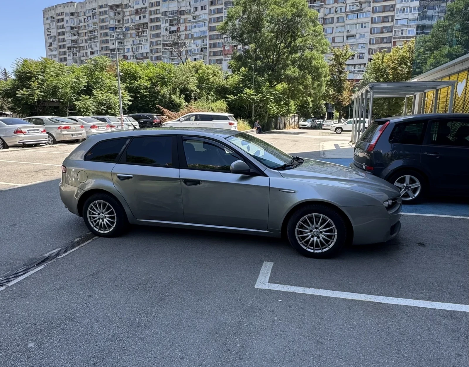 Alfa Romeo 159 sportwagon 1.9JTD/150кс/NAVI - изображение 4 | Auto.bg Alfa Romeo 159 sportwagon 1.9JTD/150кс/NAVI - изображение 4