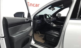 Hyundai Santa fe 3.8* CALIGRAPHY* ОБДУХВАНЕ* ХЕДЪП* МАСАЖ* LANE* AS | Auto.bg — изображение 6 Hyundai Santa fe 3.8* CALIGRAPHY* ОБДУХВАНЕ* ХЕДЪП* МАСАЖ* LANE* AS | Auto.bg — изображение 6