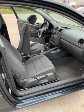 VW Golf 1.6 FSI - 3500 лв. / 1789.52 € - 24241942 5 | Car24.bg VW Golf 1.6 FSI - 3500 лв. / 1789.52 € - 24241942 5