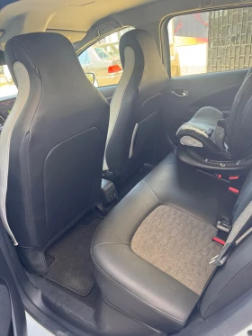 Renault Zoe 52 kw 136 hp - 16900 € / 33053.53 лв. - 46055140 16 | Car24.bg Renault Zoe 52 kw 136 hp - 16900 € / 33053.53 лв. - 46055140 16