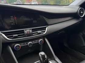 Alfa Romeo Giulia * AWD * CARFAX * KEYLESS * ПОДГРЕВ * - 10600 € - 77908288 9 | Car24.bg Alfa Romeo Giulia * AWD * CARFAX * KEYLESS * ПОДГРЕВ * - 10600 € - 77908288 9